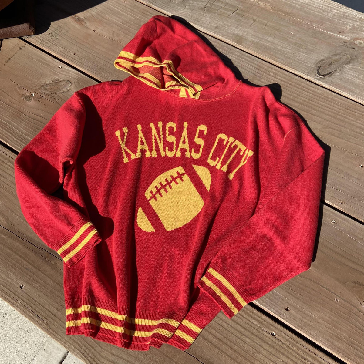 Oversized Hooded Sweater - KANSAS CITY & Football - Unisex - Yellow on Red