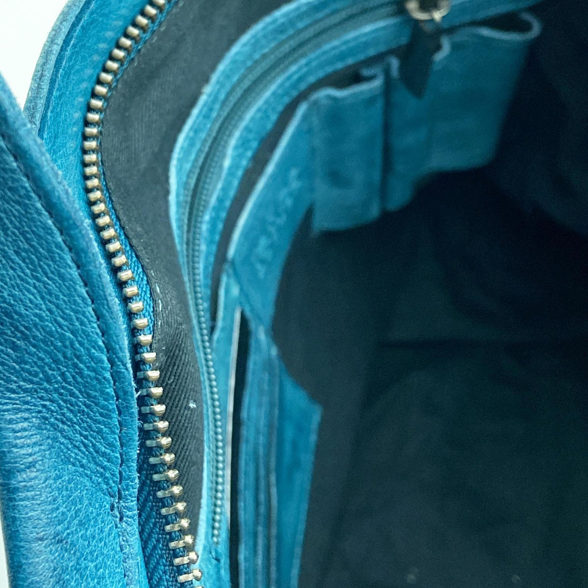 Handbag - Crossbody/Shoulder/Handled - Denim